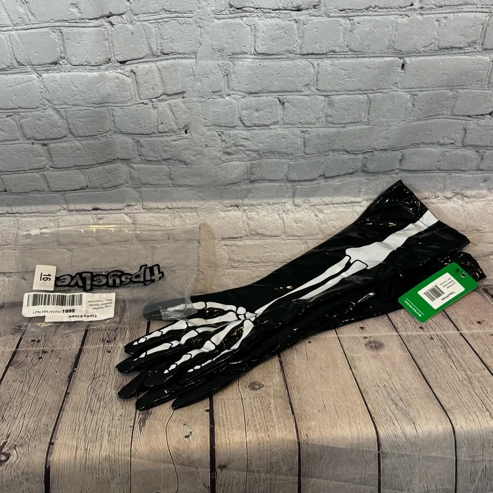 Tipsy Elves Women's Skeleton Halloween Costume Gloves